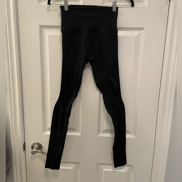 Alphalete leggings - Picture 2 of 4